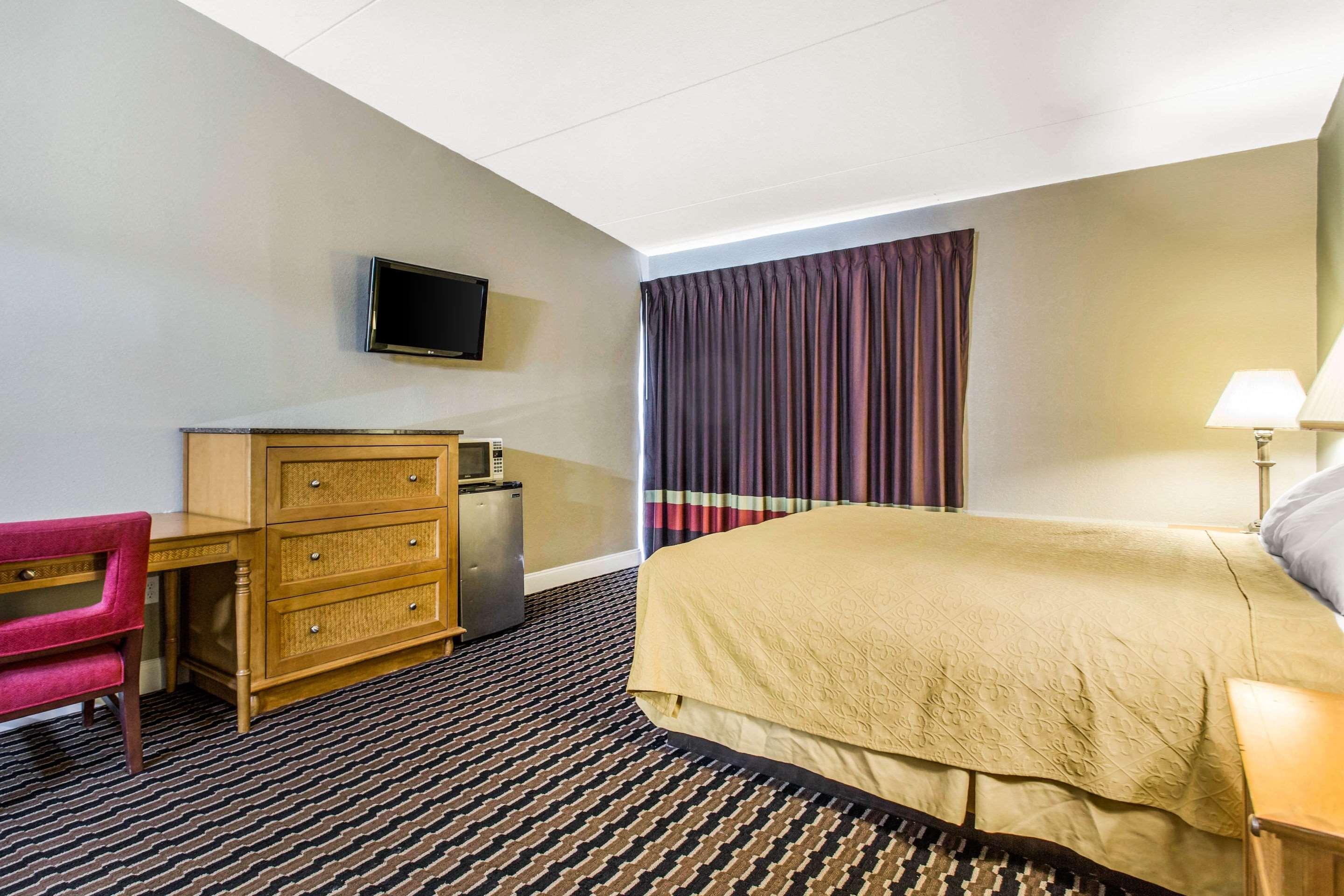 Готель Super 8 By Wyndham Rocky Mount I-95 Exit 145 Battleboro Екстер'єр фото
