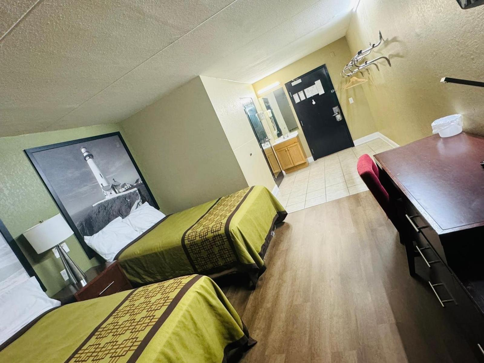 Готель Super 8 By Wyndham Rocky Mount I-95 Exit 145 Battleboro Екстер'єр фото